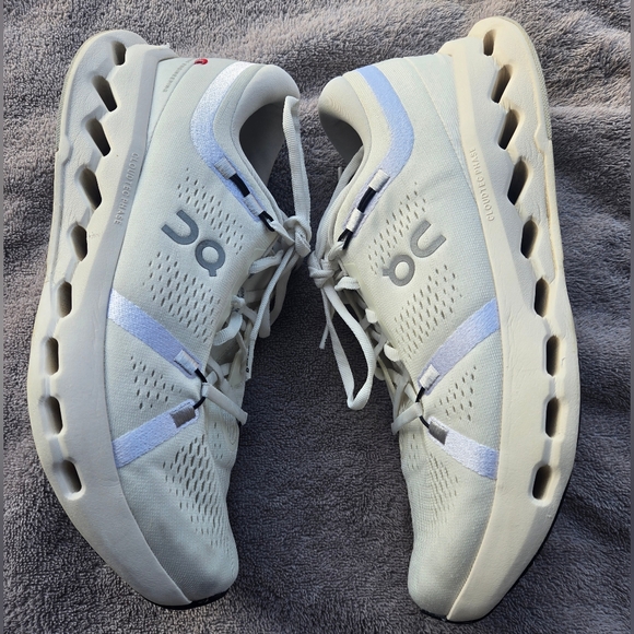 On Running White Sneakers - Picture 3 of 9